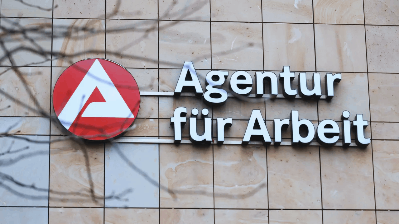 How Much Is Deutsche Bürgergeld? Monthly Payments and Benefits
