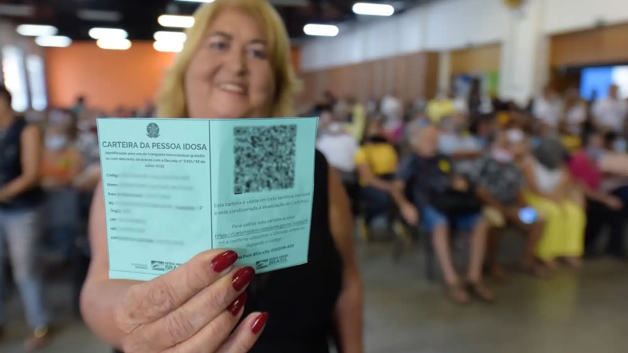 Senior Citizen Card: Free or Discounted Intercity Transport for Seniors