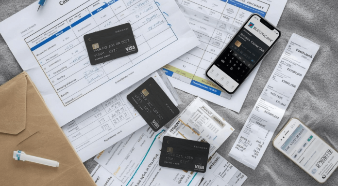 SoFi vs Capital One Quicksilver: Cash Back Card Showdown for Smart Spenders