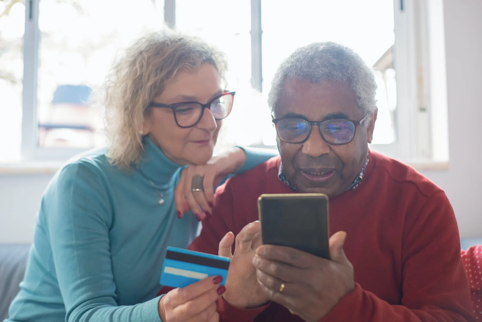 Sofi Credit Card: How to Apply, Benefits, Pros and Cons, and More
